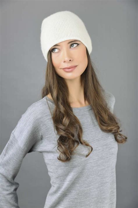 Pure Cashmere Plain Knitted Slouchy Beanie Hat In Cream White Italy