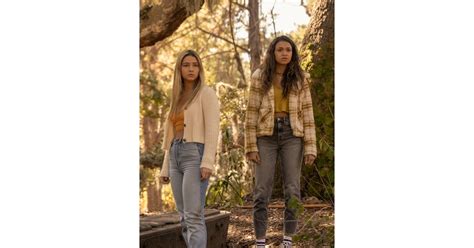 kiara s plaid jacket and gray jeans on outer banks season 2 outer