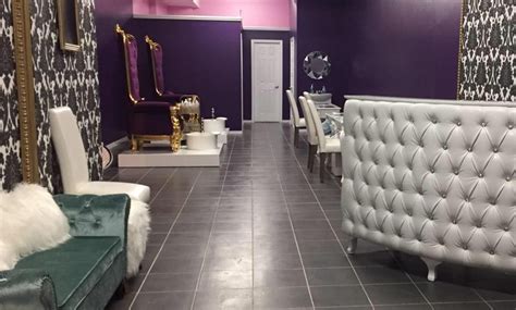 luxe nail spa montreal deal   day groupon montreal