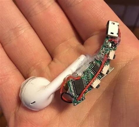 airpods   vice
