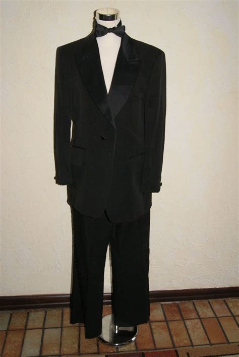 vintage      mens black tuxedo size  regular black tuxedo fashion tuxedo