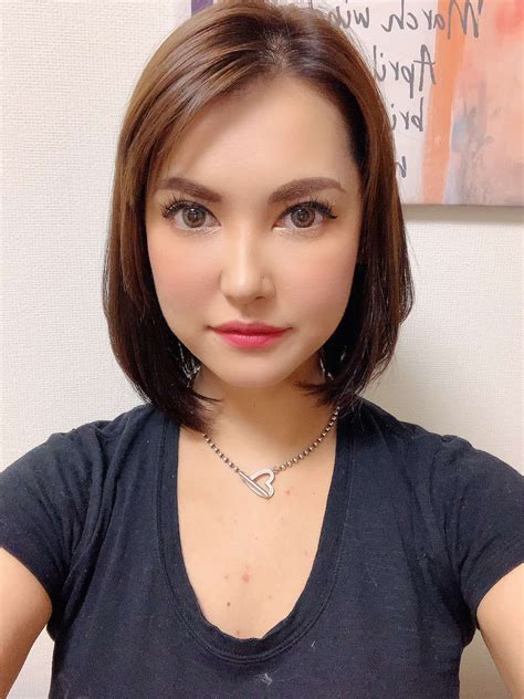 get your shawtout from maria ozawa