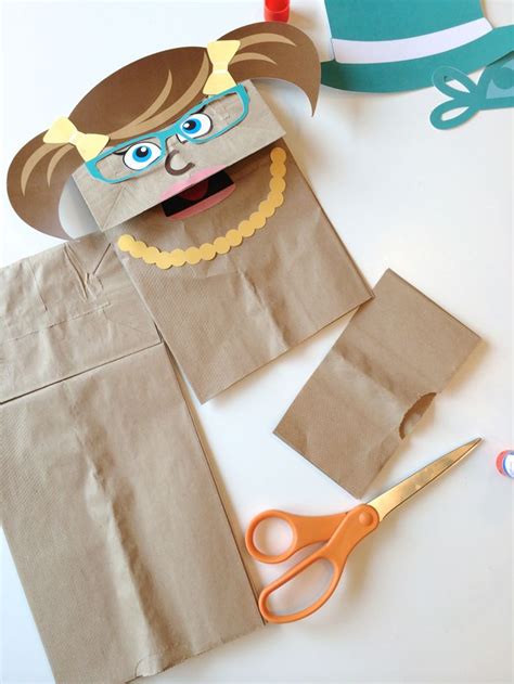 paper bag puppet printables images  pinterest day care