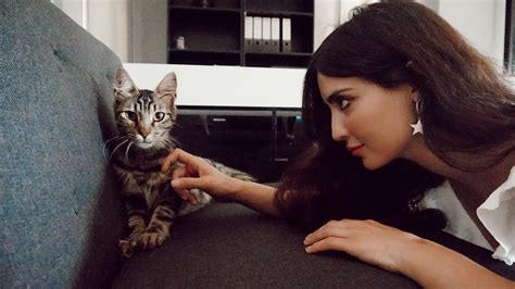 Melike İpek Yalova Nın Kedisinin Adı Aşk ı Memnu Dizisini Hatırlatıyor