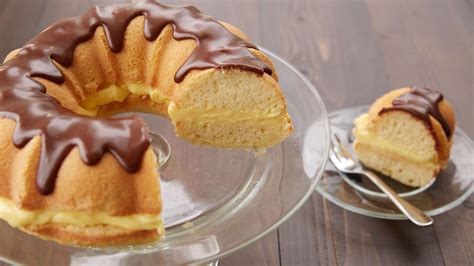 easy chocolate eclair cake recipe  tablespoon
