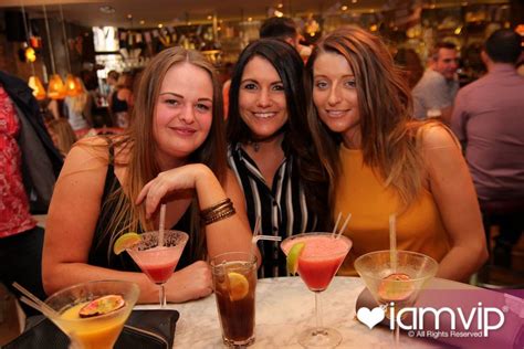 manchester nightlife    citys clubs  bars   weekend manchester