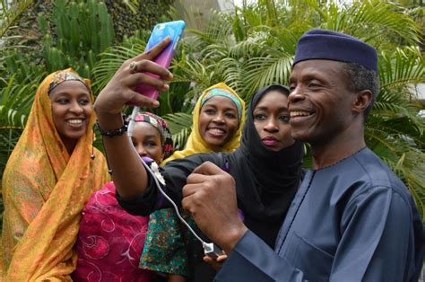 Prof Osinbajo Takes Selfie With Beautiful Women In Abuja