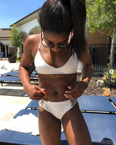 Simone Biles Bares Abs In Bikini Pic And Blasts Article