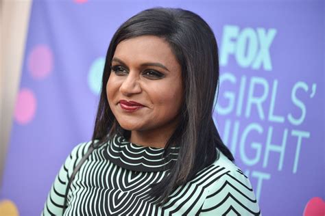 mindy kaling says actors lie about hating sex scenes we all have this