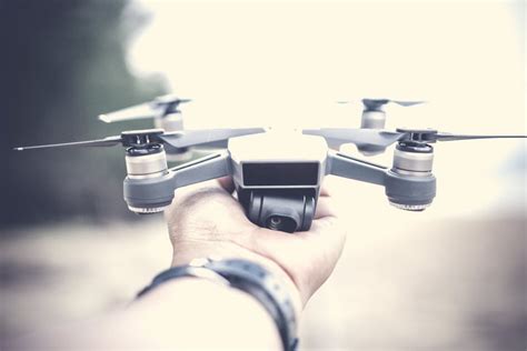 tips  extend  drone battery life techicy