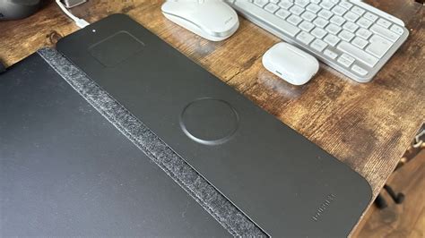 journey alti wireless charging desk mat review power  style imore