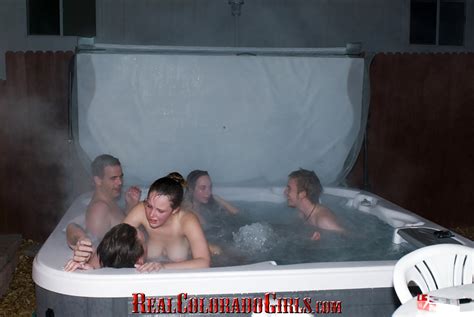 Hot Tub Swinger Orgy 13 Pics Xhamster