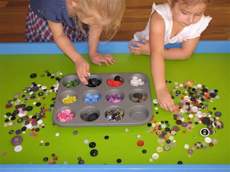 sorting buttons learning  kids