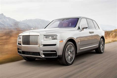 rolls royce cullinan performance review