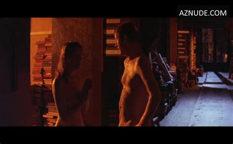 Helen Mirren Breasts Butt Scene In The Cook The Thief