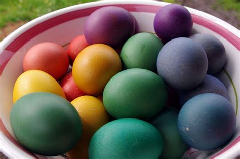 dye brown eggs afterall easter eggs brown eggs easter