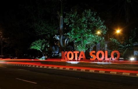 destinasi wisata  solo lengkap   kelezatan kulinernya