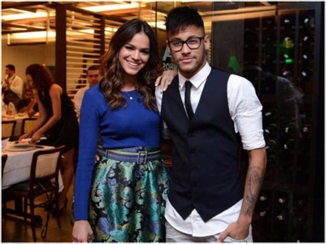 Neymar Girlfriend Wife Son And Sister