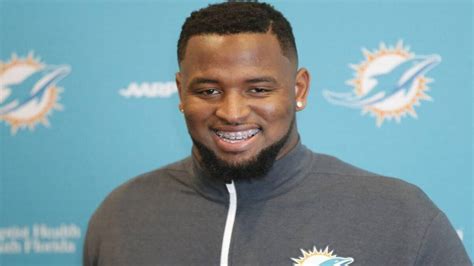 miami dolphins defender davon godchaux leads rookie surprises miami herald