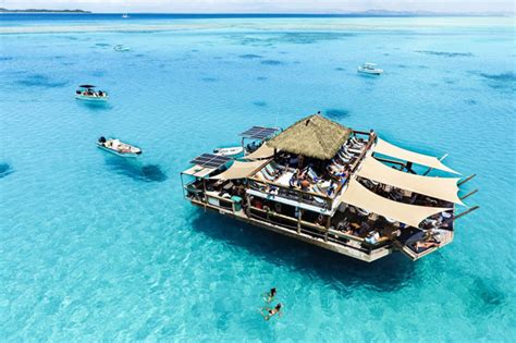 This Floating Bar And Pizzeria In Fiji Is A True Slice Of Paradise