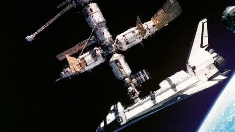 Atlantis Space Shuttle Docking Iss : Wallpapers13.com