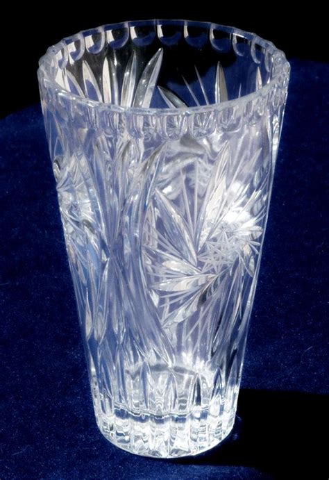 American Brilliant Period Cut Glass 9 Crystal Vase W Pinwheel Pattern