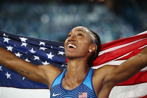brianna rollins wins gold in olympic 100m hurdles hellobeautiful