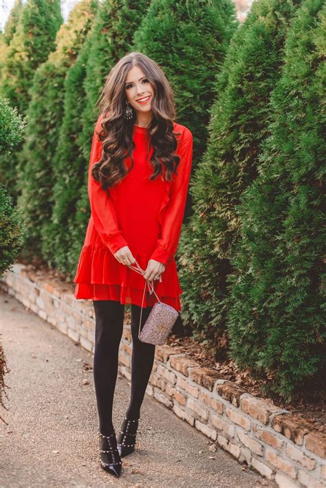 beautiful red dresses   christmas outfit winter