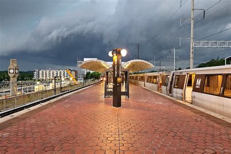 storm   carrollton station   photo  flickriver