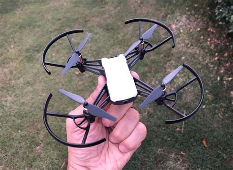 tello drone review fits   palm   hand   ton  fun  fly tech guide
