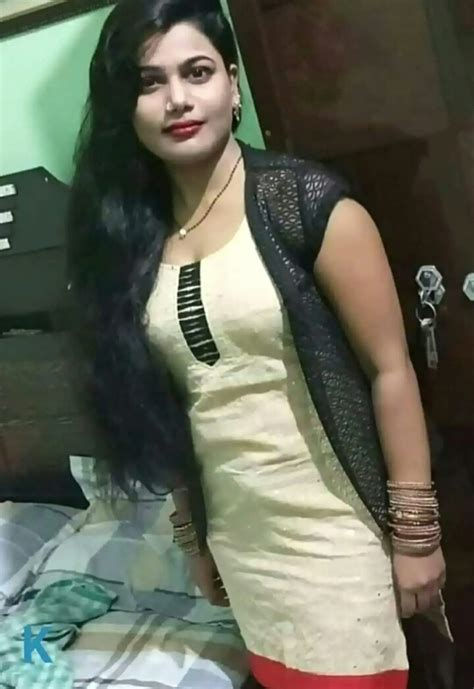 indian girl image simple