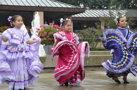 traditional mexican folk dance  traditional mexican fol flickr