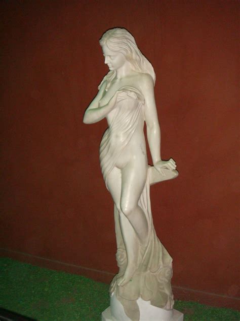 statue   goddess  stock photo public domain pictures