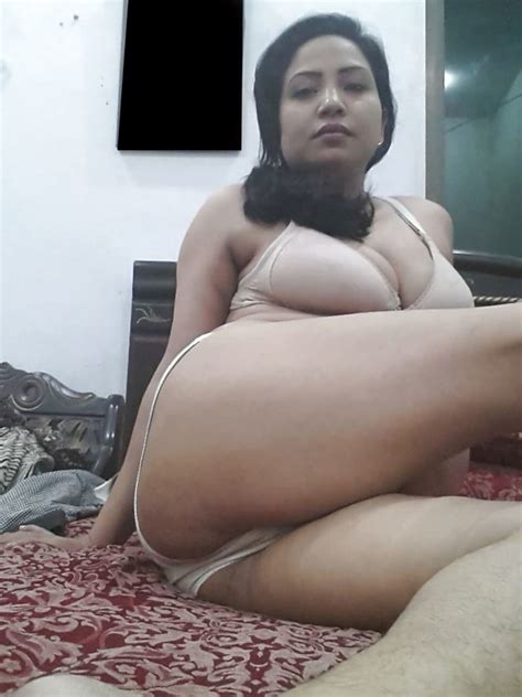 Indian Village Wife Showing Her Big Tits And Shaved Pussy