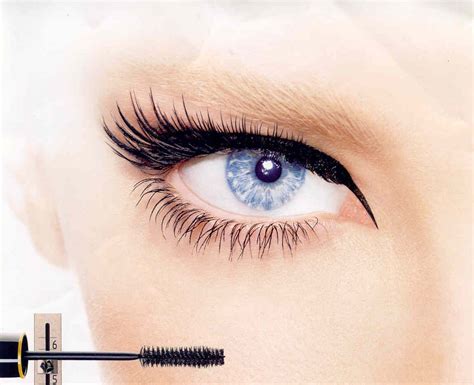 Feather Makeup Tips For Blue Eyes Eye Makeup Tips Eye Makeup