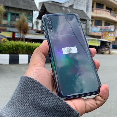 rekomendasi hp layar super amoled  harga terjangkau