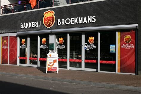 bakkerij broekmans neemt aantal filialen van failliete korsten
