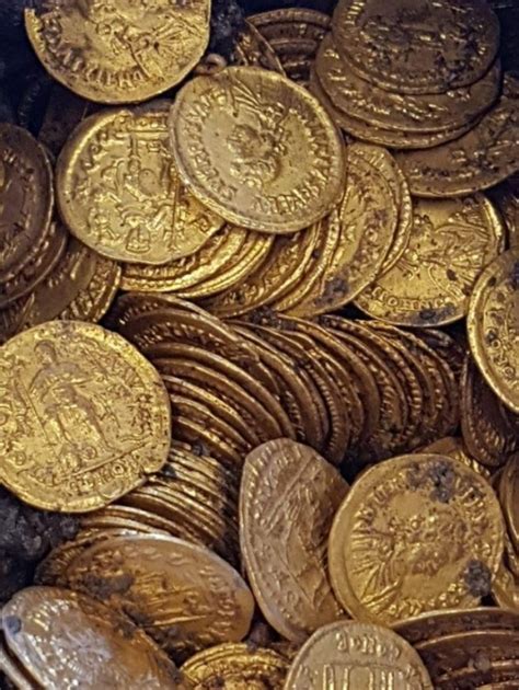 Hundreds Of 1 500 Year Old Roman Gold Coins Found Beneath