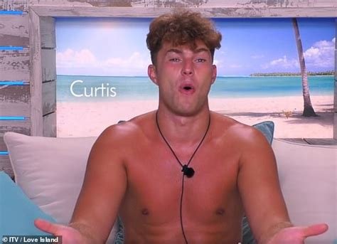 Love Island Spoiler Curtis And Maura Enjoy The Hideaway Daily Mail