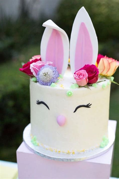 bunny birthday cake ideas  pinterest easter