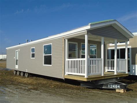 freemont     sqft mobile home  nappanee indiana sales center delivers finely built