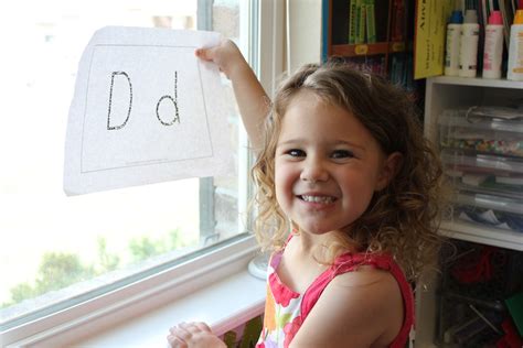 teeny tot tuesday ~ letter d confessions of a homeschooler