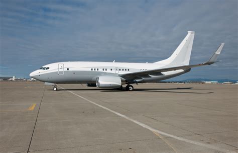 boeing offers   business jet   today airlinereporter
