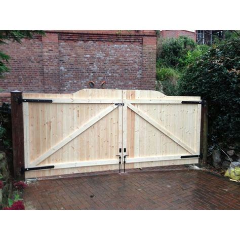 driveway gates modern design driveway gate diy wooden gates driveway driveway gate