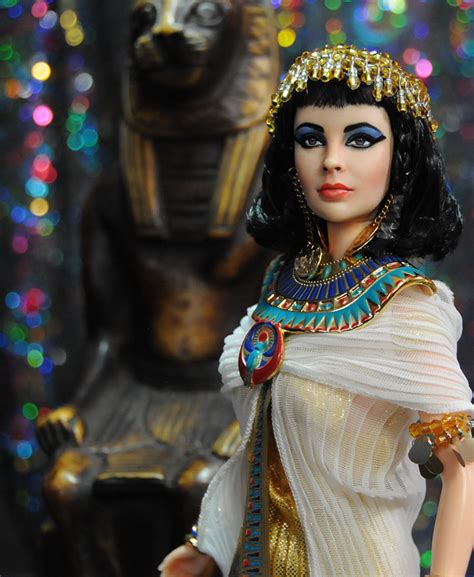 Elizabeth Taylor As Cleopatra