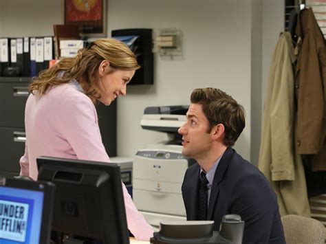 Office Romance Experts On Whether It S Ok To Date A Co Worker
