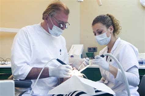 rijke nederlanders gaan vaker naar de tandarts