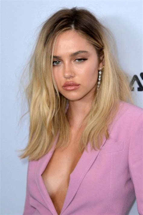 Drugged Delilah Belle Hamlin Nip Slip In New York Scandal Planet