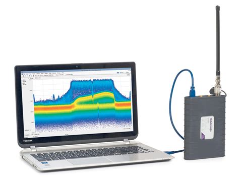 tektronix announces affordable full featured highly portable spectrum analyzer