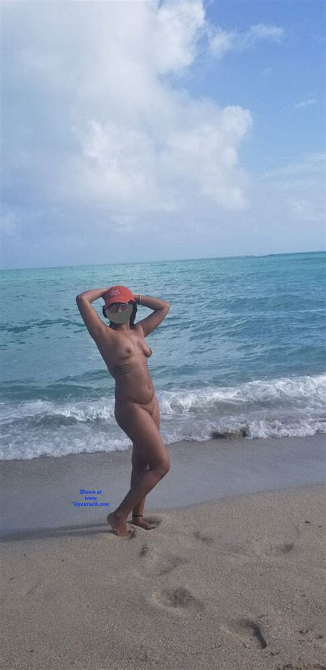Bold And Naked At Nude Beach November 2020 Voyeur Web
